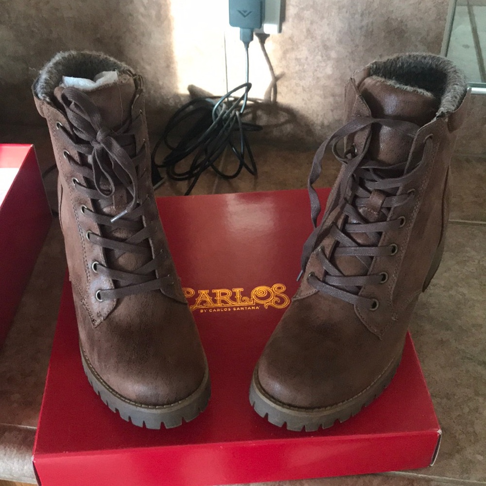 Carlos Santana boots